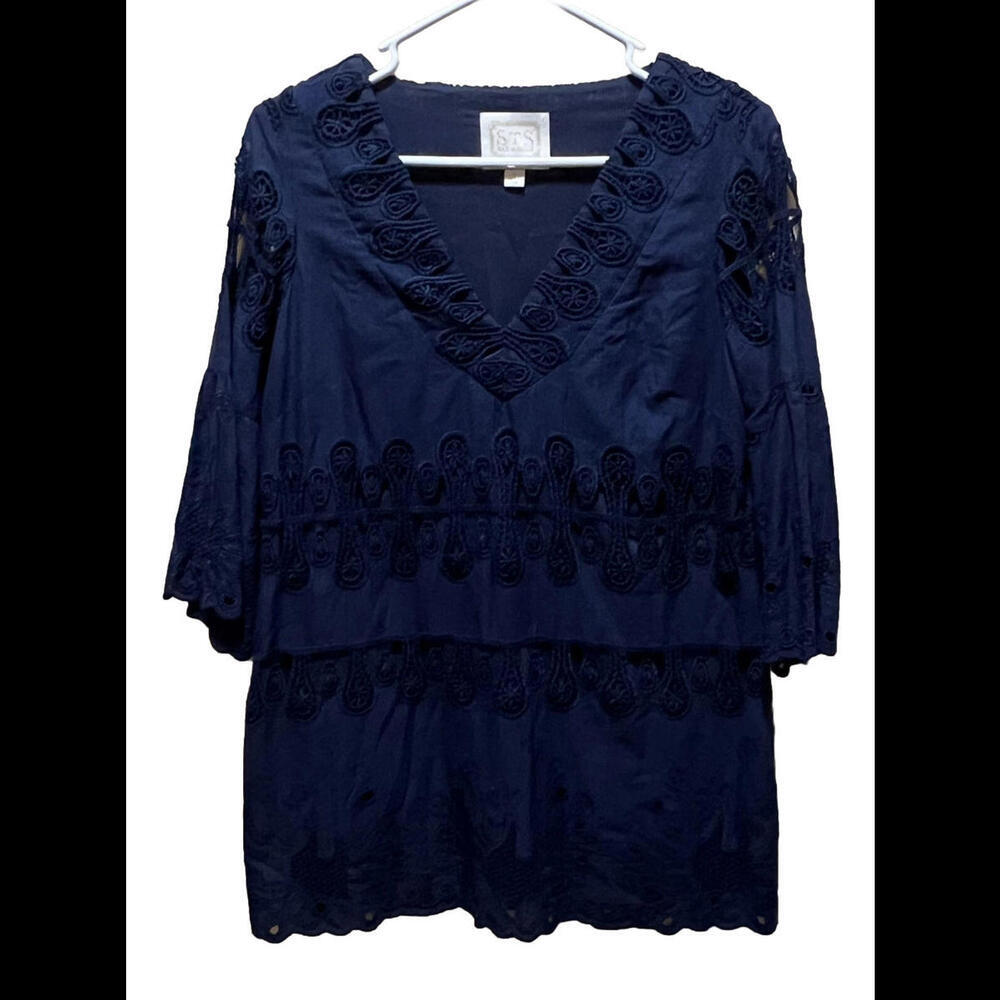 Sail To Sable Navy Blue Eyelet Long Tunic Size‎ Small Embroidered